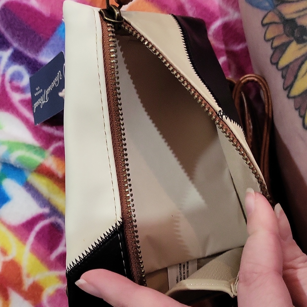 Universal Thread Bag - Picture 11 of 14